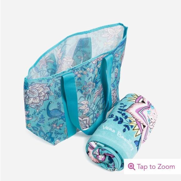 Vera Bradley Handbags - Vera Bradley Factory Style Mesh Beach Bundle in Peacock Garden NWT